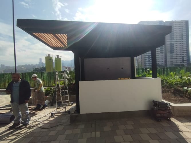 Local en arriendo en El Poblado, Medellín, 15 m² · foto 3 de 9