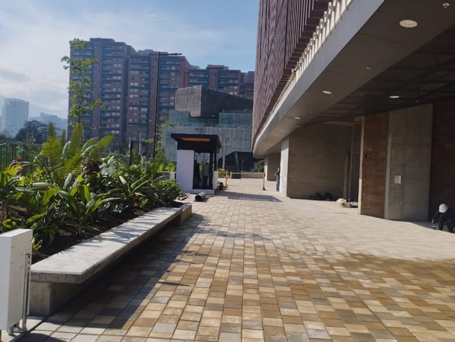 Local en arriendo en El Poblado, Medellín, 15 m² · foto 6 de 9