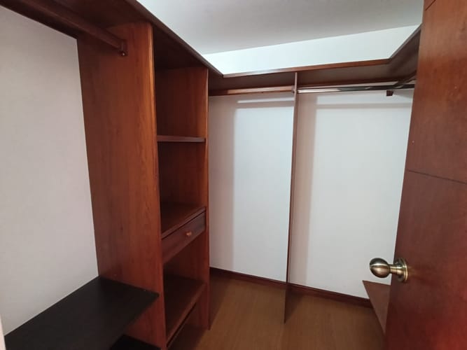 Casa de 3 alcobas en arriendo en Loma El Atravesado, Envigado, 250 m² · foto 19 de 20