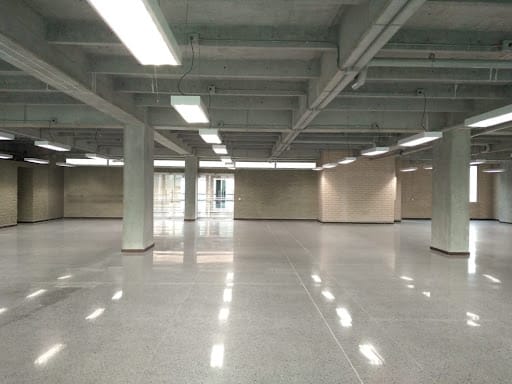 Local en arriendo en Guayabal, Medellín, 214 m² · foto 2 de 20