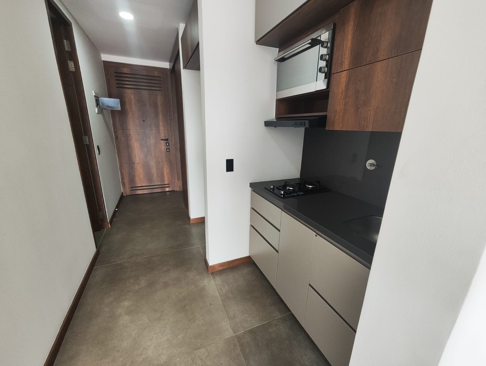 Apartaestudio en arriendo en San Diego, Medellín · foto 8 de 16