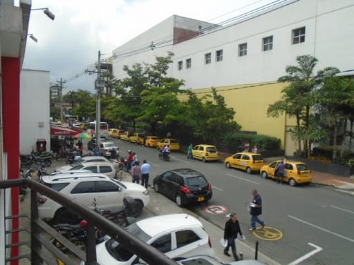 Oficina en arriendo en Conquistadores, Medellín, 35 m² · foto 9 de 10