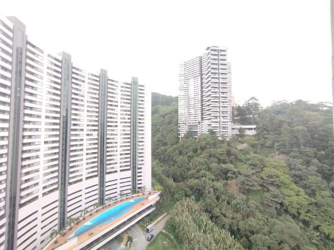 Apartamento de 3 alcobas en arriendo en Loma Del Indio, Medellín, 72 m² · foto 2 de 20
