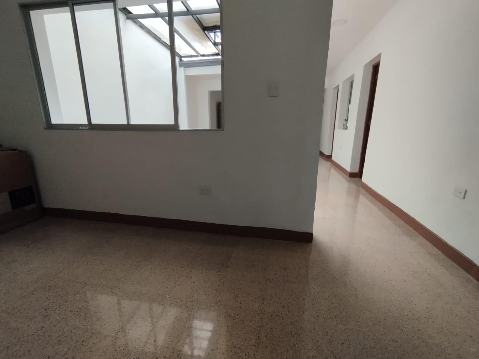Casa en arriendo en La Castellana, Medellín · foto 6 de 11