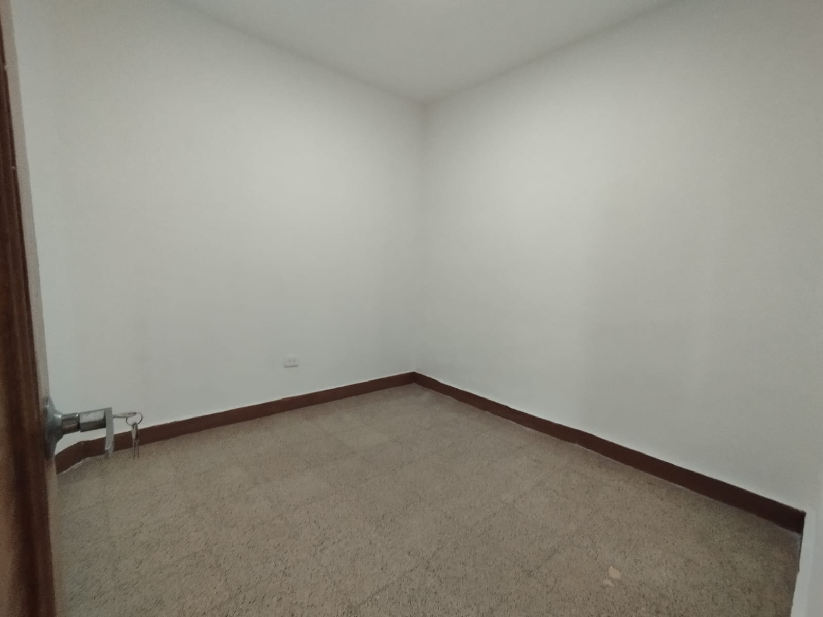 Casa en arriendo en La Castellana, Medellín · foto 7 de 11