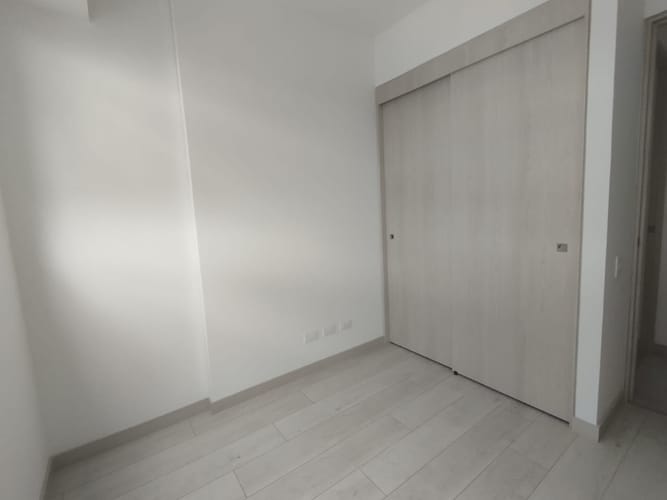 Apartamento de 3 alcobas en arriendo en Otraparte, Envigado, 72 m² · foto 7 de 12
