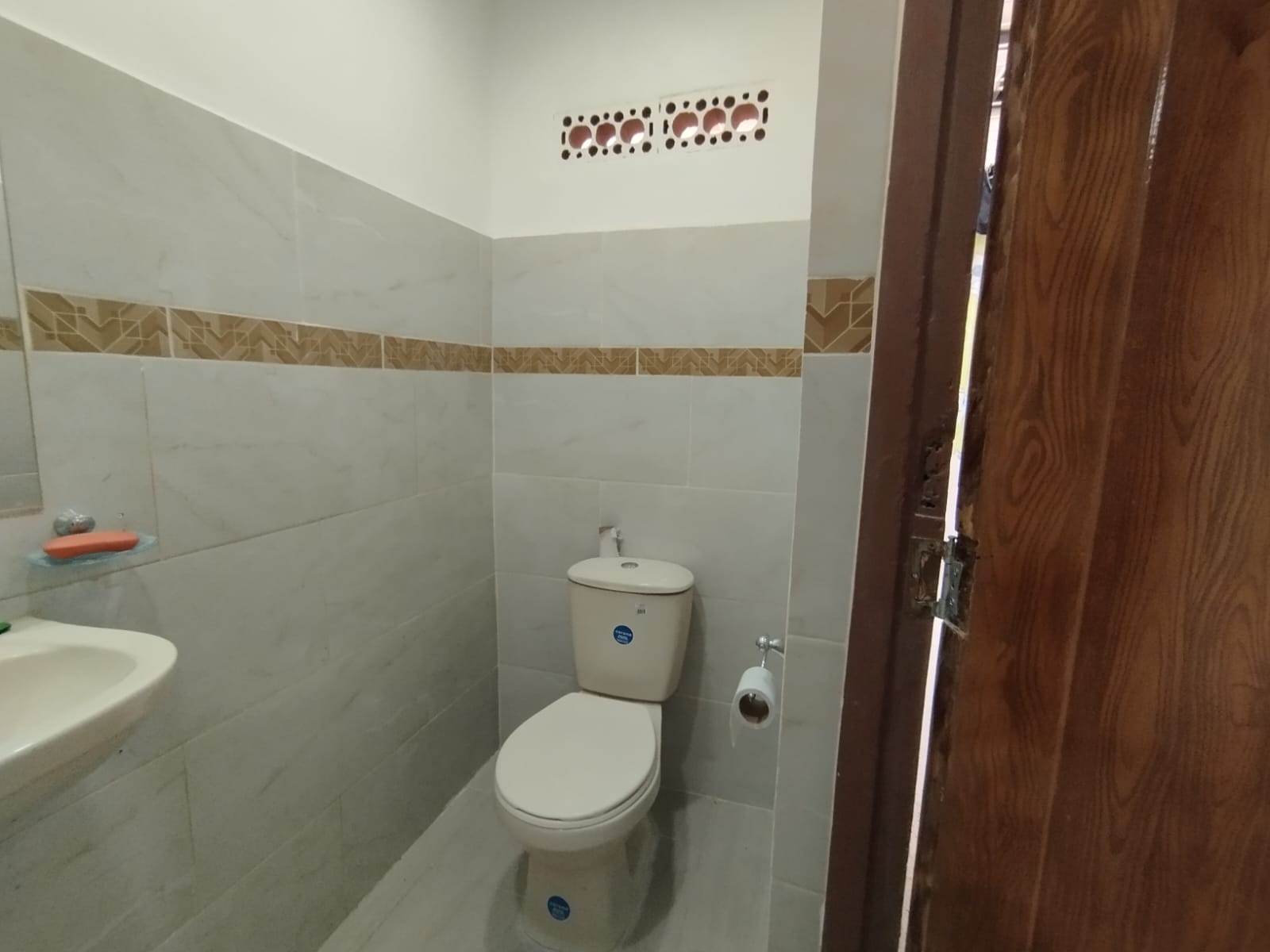 Casa en arriendo en La Castellana, Medellín · foto 8 de 11