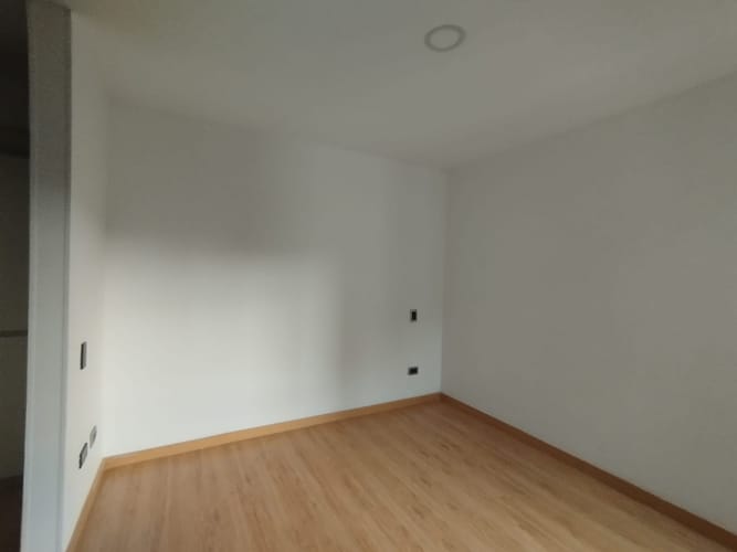 Apartamento de 3 alcobas en arriendo en Loma Del Indio, Medellín, 72 m² · foto 7 de 20