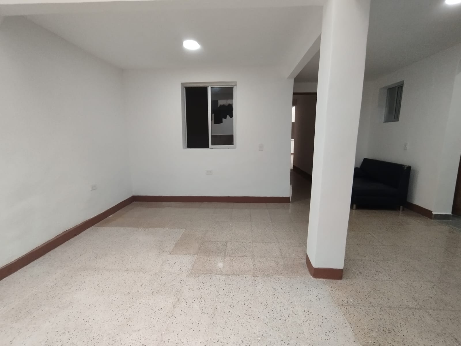 Casa en arriendo en La Castellana, Medellín · foto 9 de 11