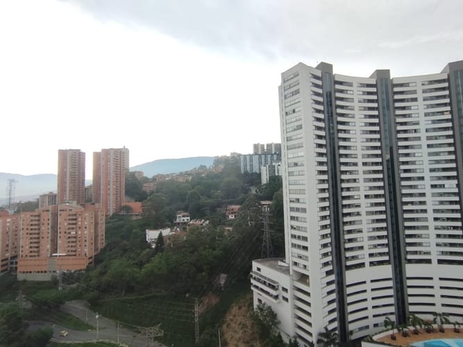 Apartamento de 3 alcobas en arriendo en Loma Del Indio, Medellín, 72 m² · foto 9 de 20