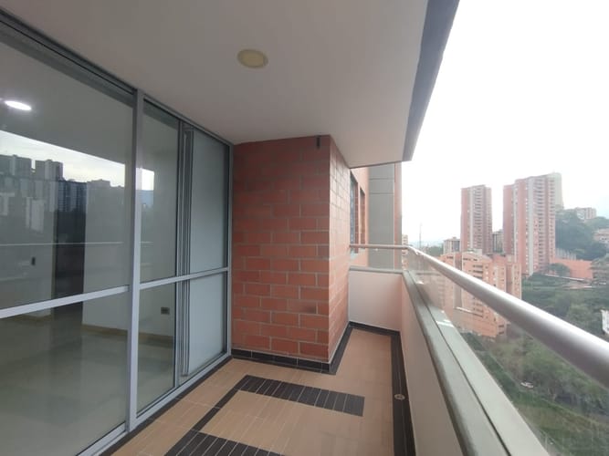 Apartamento de 3 alcobas en arriendo en Loma Del Indio, Medellín, 72 m² · foto 20 de 20