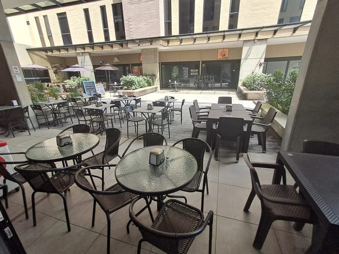 Local en arriendo en El Poblado, Medellín, 48 m² · foto 7 de 8