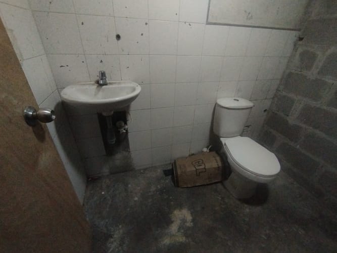 Bodega en arriendo en Perpetuo Socorro, Medellín, 170 m² · foto 4 de 8