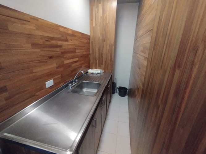 Local en arriendo en La Candelaria, Medellín, 42 m² · foto 5 de 11