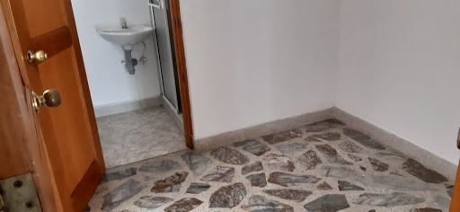Apartamento en arriendo en El Portal, Envigado · foto 3 de 15