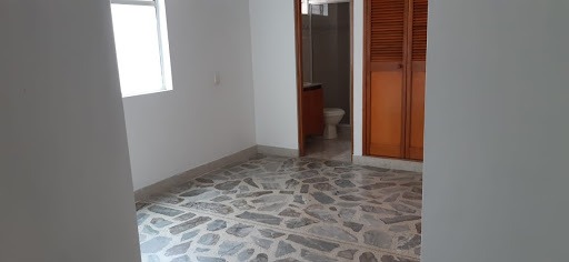 Apartamento en arriendo en El Portal, Envigado · foto 13 de 15