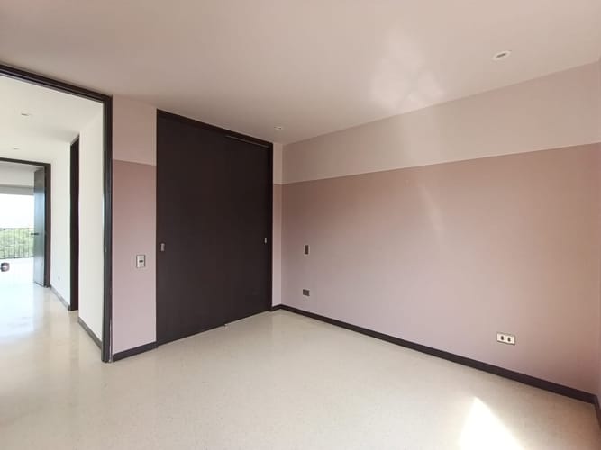 Apartamento de 2 alcobas en arriendo en Urbanizacion Remansos De San Lucas, Medellín, 183 m² · foto 12 de 19