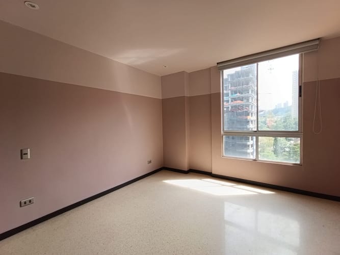 Apartamento de 2 alcobas en arriendo en Urbanizacion Remansos De San Lucas, Medellín, 183 m² · foto 13 de 19