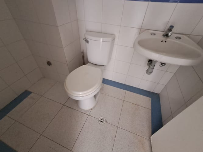 Oficina en arriendo en Suramérica, Itagüí, 351 m² · foto 6 de 14