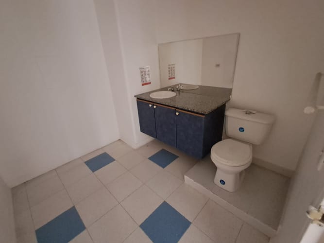Oficina en arriendo en Suramérica, Itagüí, 351 m² · foto 7 de 14