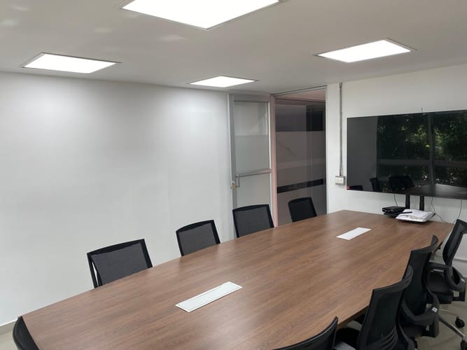 Oficina en arriendo en Suramericana, Medellín, 20 m² · foto 2 de 8