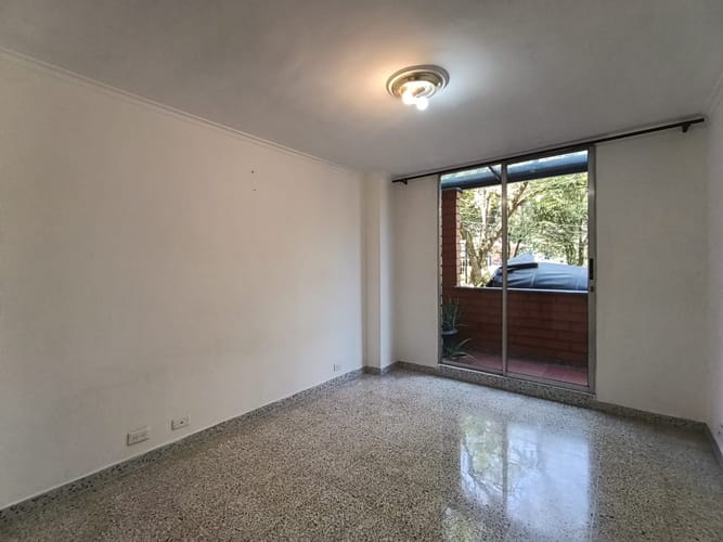 Apartamento de 3 alcobas en arriendo en El Poblado, Medellín, 120 m² · foto 8 de 16