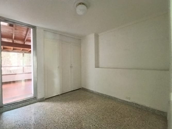 Apartamento de 3 alcobas en arriendo en El Poblado, Medellín, 120 m² · foto 11 de 16