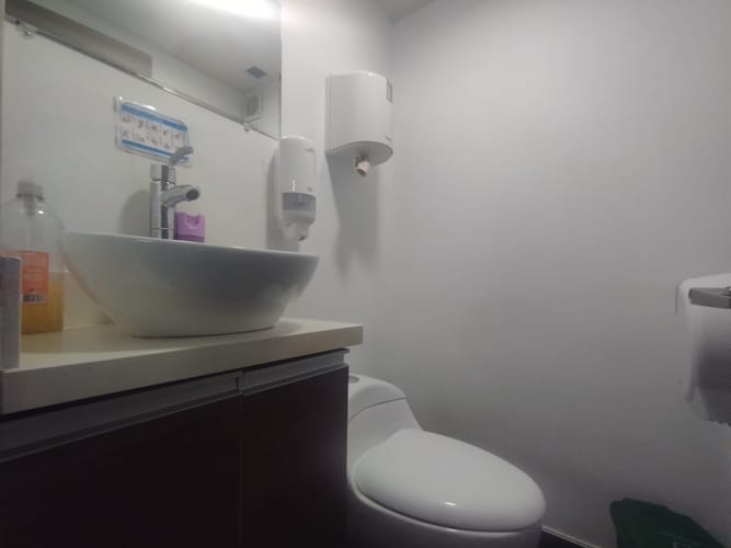 Oficina en arriendo en Las Lomitas, Sabaneta, 168 m² · foto 6 de 20