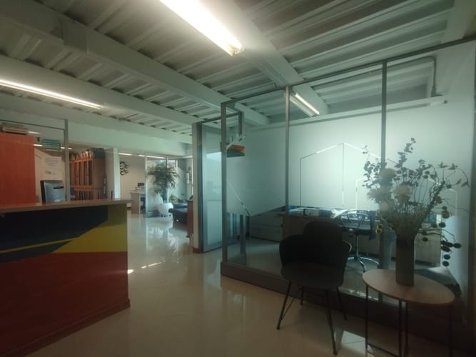 Oficina en arriendo en Las Lomitas, Sabaneta, 168 m² · foto 11 de 20