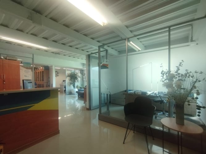 Oficina en arriendo en Las Lomitas, Sabaneta, 168 m² · foto 12 de 20