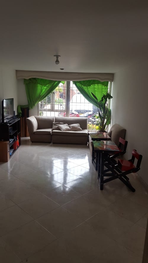 Apartamento de 3 alcobas en venta en Maranta Iii Sector, Bogotá, 87 m² · foto 3 de 24