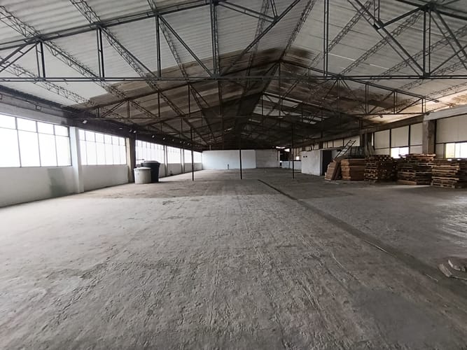 Bodega en arriendo en Perpetuo Socorro, Medellín, 1380 m² · foto 11 de 20