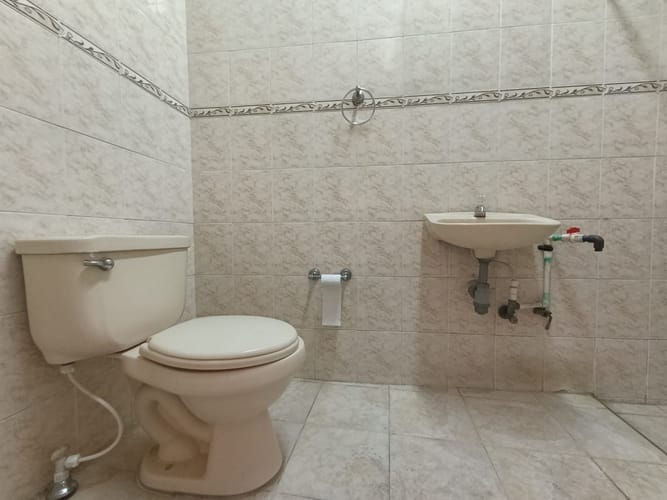Bodega en arriendo en Perpetuo Socorro, Medellín, 1380 m² · foto 19 de 20