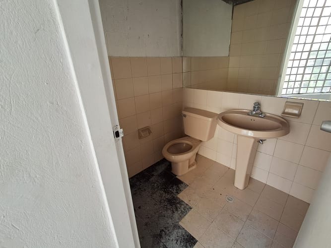 Bodega en arriendo en La Candelaria, Medellín, 250 m² · foto 13 de 15