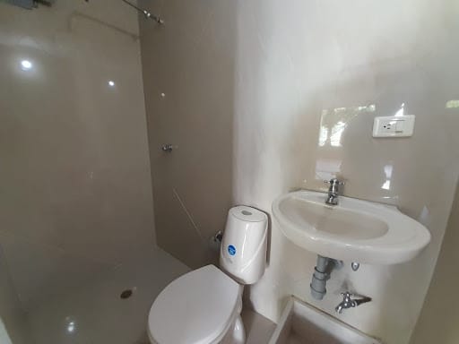 Local en arriendo en Laureles, Medellín, 20 m² · foto 5 de 19