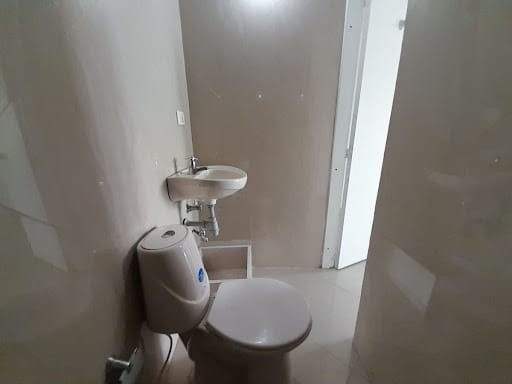 Local en arriendo en Laureles, Medellín, 20 m² · foto 7 de 19