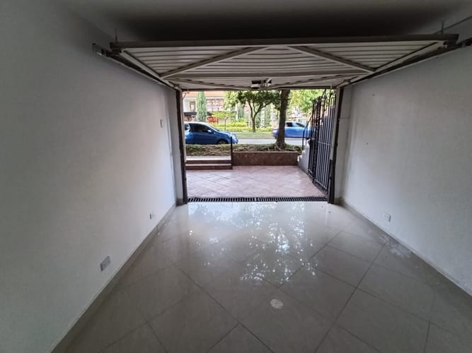 Local en arriendo en Laureles, Medellín, 20 m² · foto 19 de 19