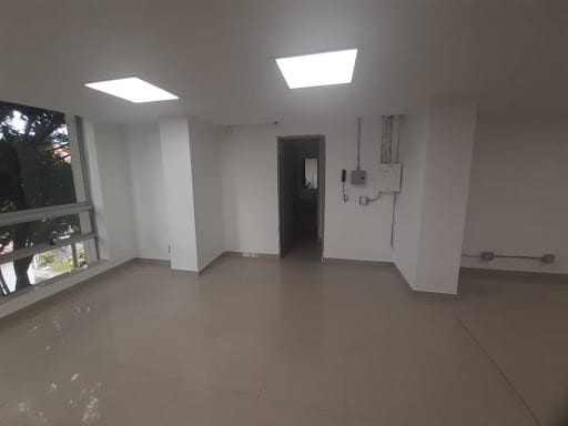 Oficina en arriendo en Suramericana, Medellín, 90 m² · foto 4 de 11