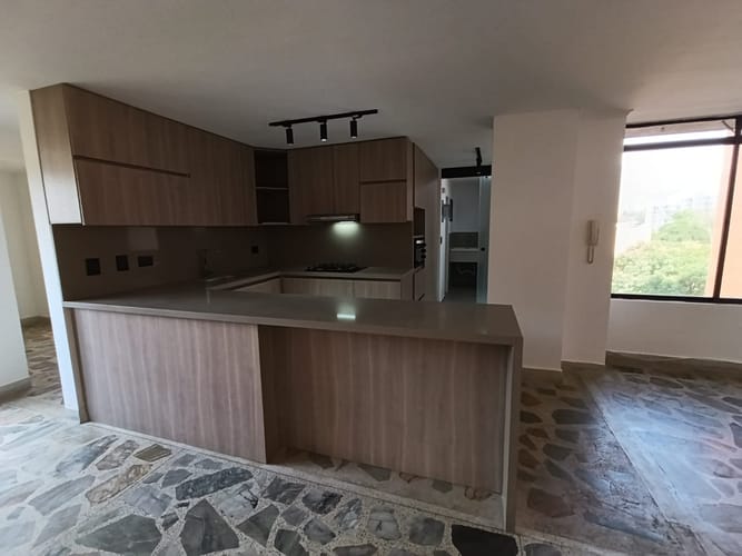 Apartamento de 3 alcobas en arriendo en Laureles, Medellín, 155 m² · foto 13 de 17