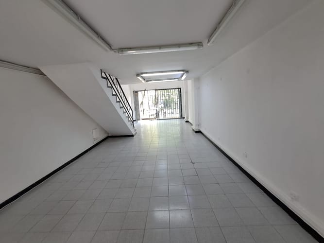 Local en arriendo en Lorena, Medellín, 153 m² · foto 8 de 20