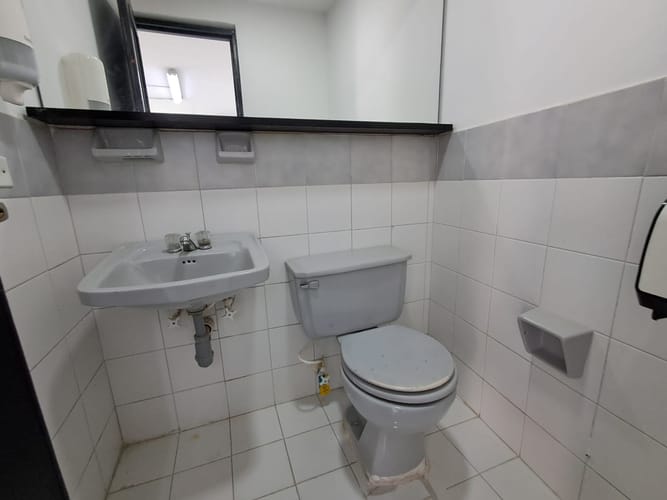 Local en arriendo en Lorena, Medellín, 153 m² · foto 12 de 20
