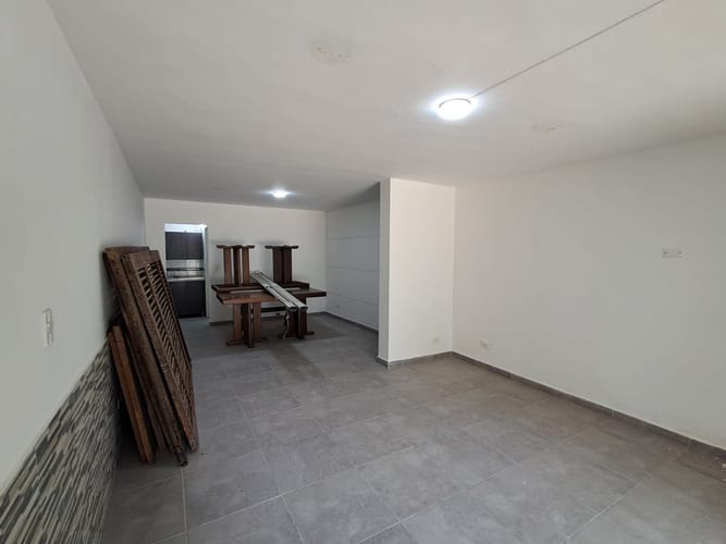 Local en arriendo en Conquistadores, Medellín, 35 m² · foto 11 de 12