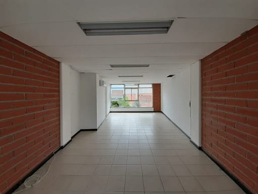 Oficina en arriendo en La Ceja, 36 m² · foto 5 de 12