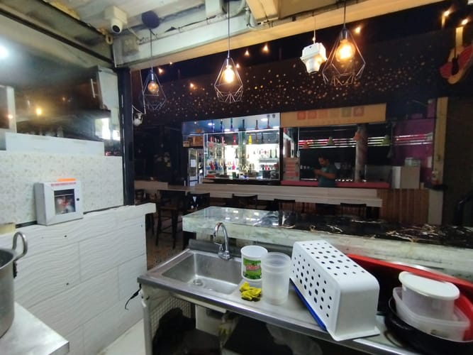 Local en arriendo en El Poblado, Medellín, 10 m² · foto 9 de 10