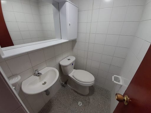 Local en arriendo en Guayabal, Medellín, 1940 m² · foto 4 de 10