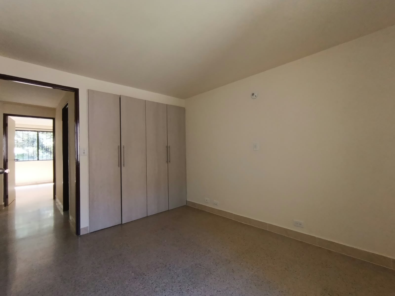 Apartamento en arriendo en La Ceja · foto 9 de 13