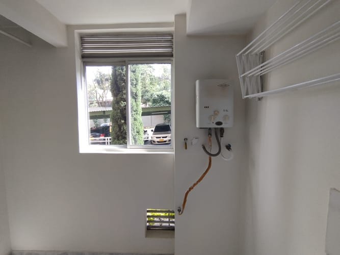 Apartamento de 3 alcobas en arriendo en El Poblado, Medellín, 65 m² · foto 18 de 20