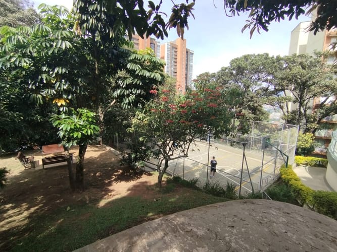 Apartamento de 3 alcobas en arriendo en El Poblado, Medellín, 65 m² · foto 20 de 20