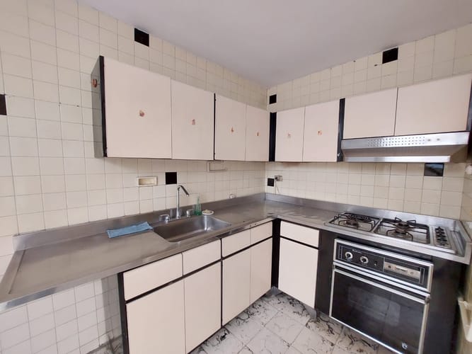 Casa de 4 alcobas en arriendo en Laureles, Medellín, 232 m² · foto 2 de 20
