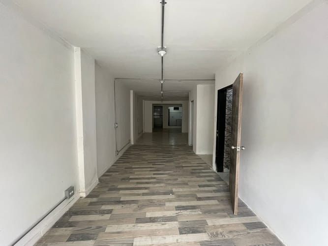 Local en arriendo en Laureles, Medellín, 84 m² · foto 3 de 12